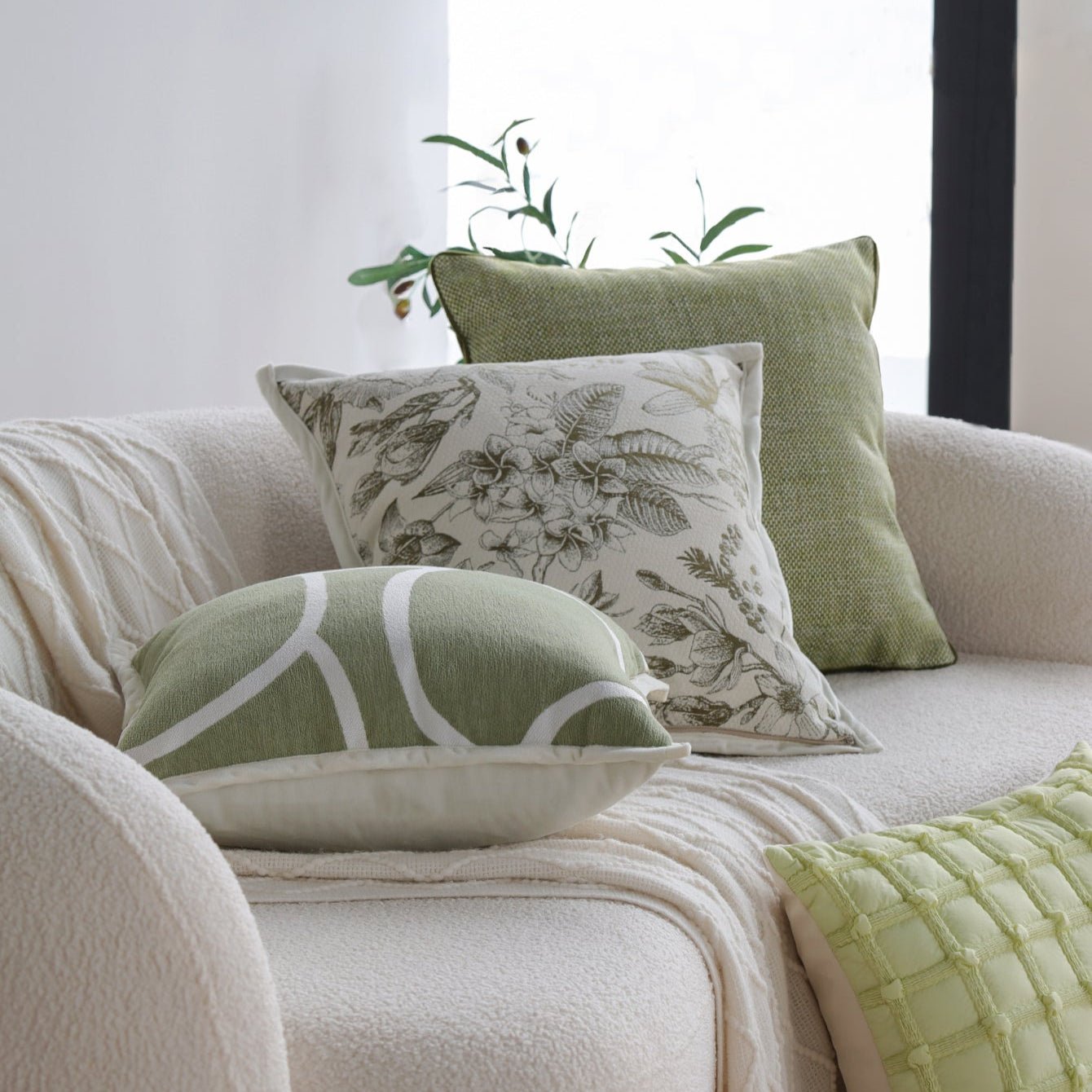 Pillow Cover - Magnolia | 18x18