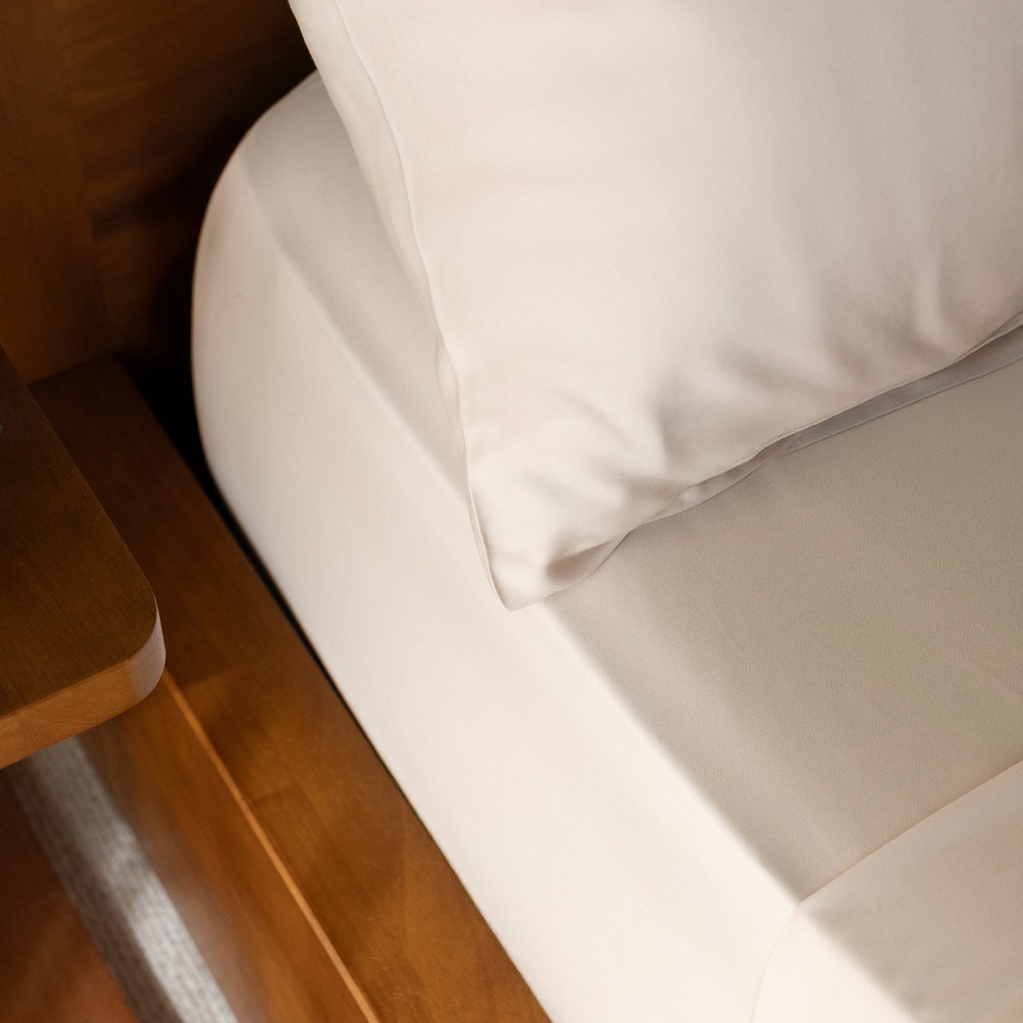 FurAway Pillowcase Set